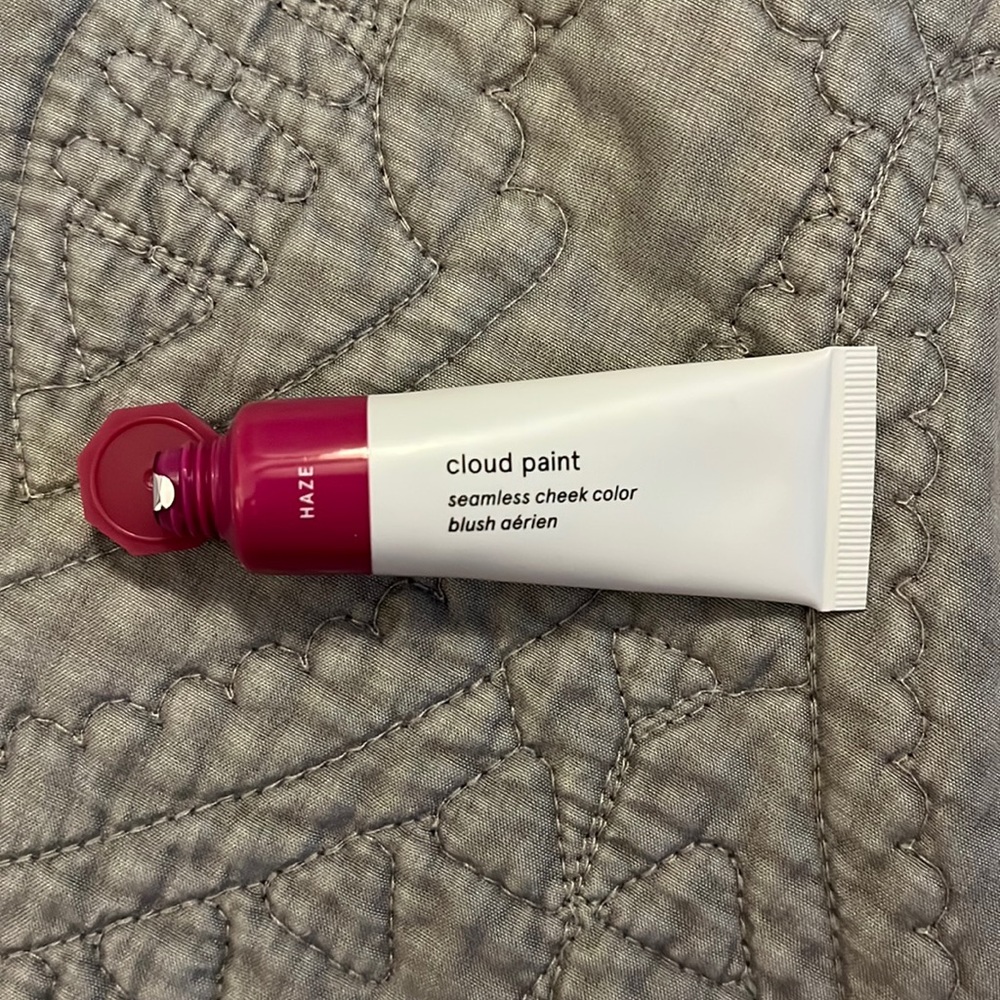 Glossier Cloud Paint in Haze